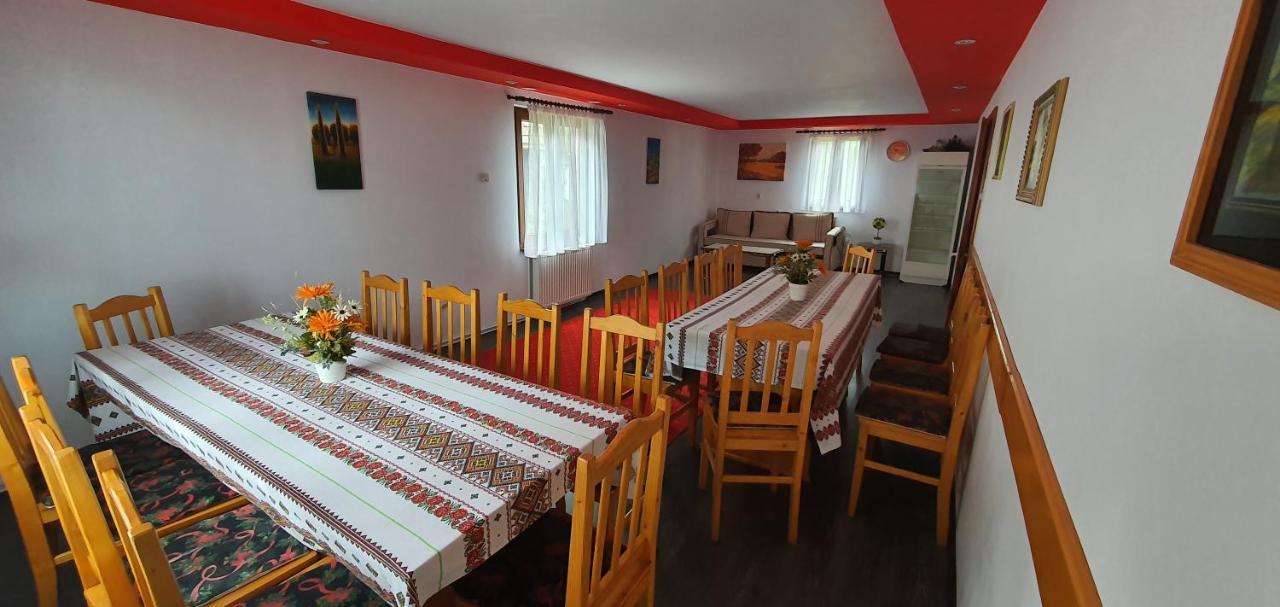 Pensiunea Neba Bran  Bagian luar foto