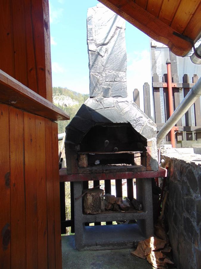 Pensiunea Neba Bran  Bagian luar foto